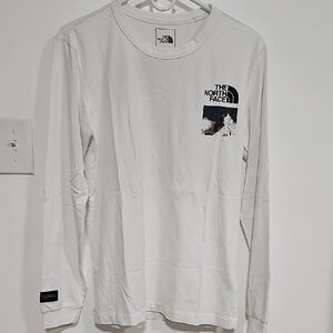 The North Face Men's White Graphic Long Sleeve Tee